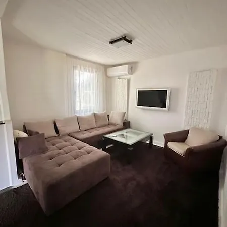 度假居 Lea House With Swimming Pool In Vitosha Mountain