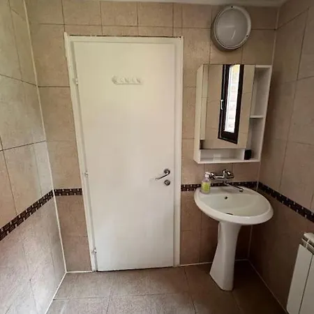 度假居 Lea House With Swimming Pool In Vitosha Mountain *